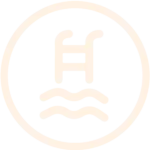 Alberca con asoleadero